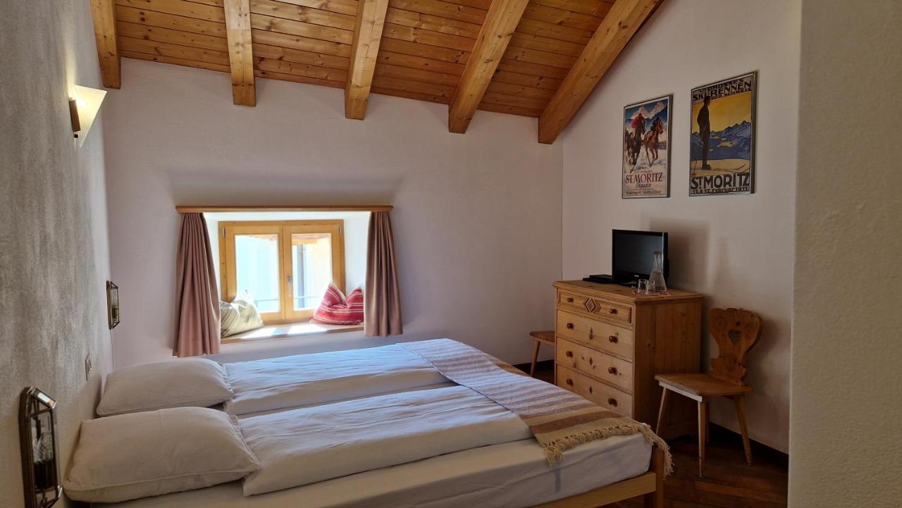 Bed and Breakfast Weisses Kreuz - Crusch Alva Samedan Zewnętrze zdjęcie