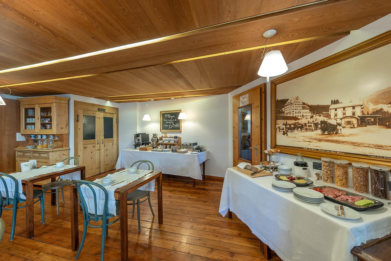 Bed and Breakfast Weisses Kreuz - Crusch Alva Samedan Zewnętrze zdjęcie
